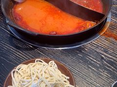 -冯校长老火锅(中联广场店)