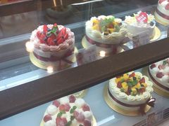 -花花卷卷·鲜食蛋糕(静安久光百货店)