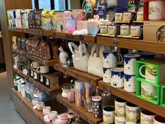 零售区-星巴克臻选(成都宽窄巷子店)