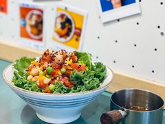 羽衣甘蓝配鹰嘴豆番茄莎莎-就是卷儿Wrap and Roll(宣化路店)