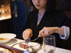 -Mogul Eatery·大亨餐酒馆
