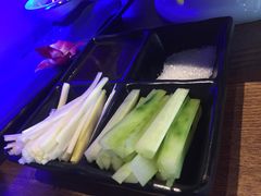 -三人行骨头王火锅(长寿店)