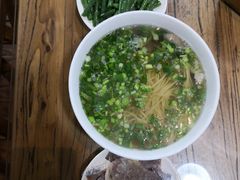 -陇上全荟兰州传统牛肉面(延吉路店)