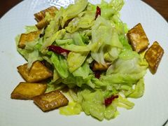 莲花白炒馕-阿依来新疆餐厅(奥城店)