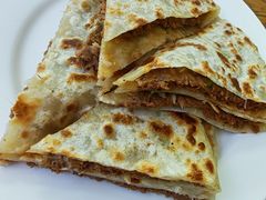 -溢心园香河肉饼总店
