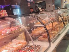 -巴黎贝甜(大宁国际商业广场店)