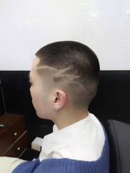 -MARTIN'S BARBER SHOP男士理发馆