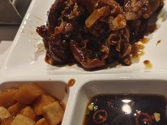-老周家酱卤猪蹄私房菜(克拉玛依西街店)