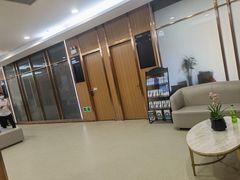 -美年大健康·体检中心(江岸分院)