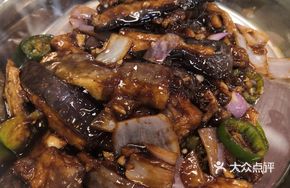 Braised Pork with Eggplant and Green Beans