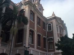 -香港大学