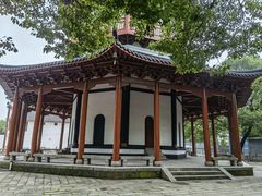 -绳金塔