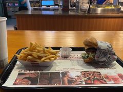 -The Habit Burger Grill 哈比特汉堡(复兴soho店)