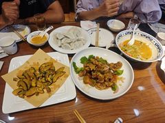 -那家老院子东北菜·饺子·小鸡炖蘑菇(艳华街店)