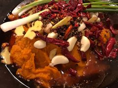 红锅-周幺妹重庆老火锅(银泰城总店)