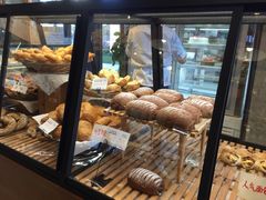 -Dough&Joe团憩(瑞虹天地月亮湾店)