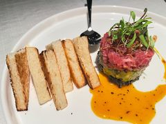 牛肉塔塔配牛油果黑橄榄酱-Solo(衡山路店)