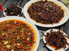 -江湖黑大兔(杨家坪店)