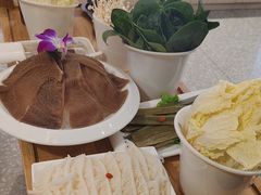 -大熊猫毛肚火锅(烟台万象汇店)