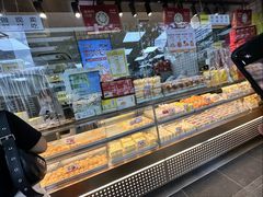 -鲍师傅糕点(江苏路店)