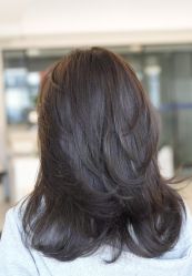 -首脑美发沙龙