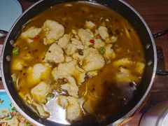 -有红鸡毛店·川菜(建设路店)