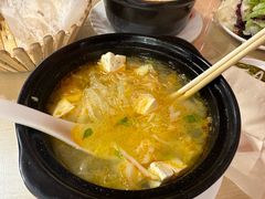 -闫家驴肉老店(华电一校店)