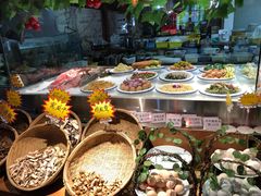 -鱼窝棚柴火铁锅炖(富山屯店)