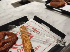 -HOT CRUSH趁热集合·现烤面包(环球港店)