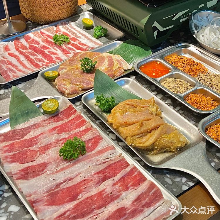 广州这家火锅烤肉！！真的好好吃啊！！