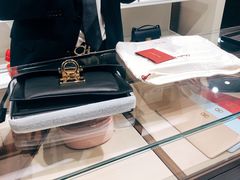 -枫叶小镇奥特莱斯