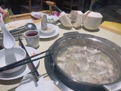 -煲大王猪肚鸡·椰子鸡火锅(红谷滩万达店)