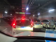 -北京南站-立体停车场