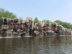 -微山湖红荷湿地景区