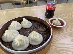 -珊珊小笼馆(仙霞路店)