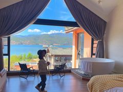 -泸沽湖国家级风景名胜区走婚桥