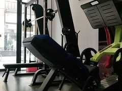 -思迈威健身(积玉桥万达店)