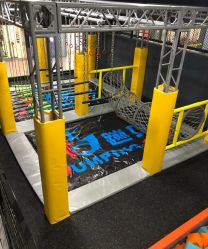 -蹦贝运动中心·蹦床·攀岩·闯关(龙岗店)