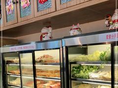 面包甜点陈列柜-脑馋粉儿(三里屯店)