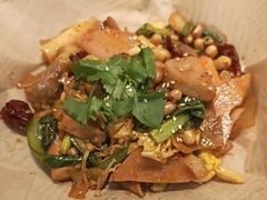 -红渡小香·牛肉麻辣香锅(车站南路店)