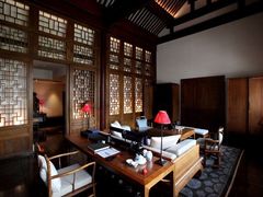 安缦颐和庭院套房-客厅全景2-北京颐和宾馆