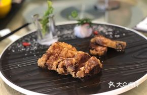 Crispy Column Sauce Beef Steak