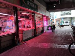 -七宝蔬菜农副产品综合交易市场-停车场