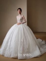 -Renee芮亦婚纱(原丽莎)