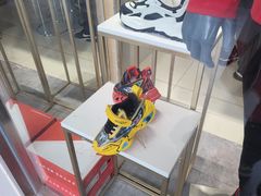 -云柏鞋业(十里堡店)