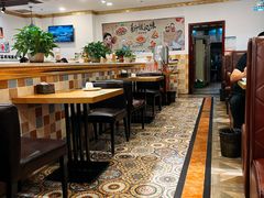 -巴依兄弟西域美食(机场店)