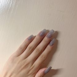 -花岐款式专研健康美甲沙龙