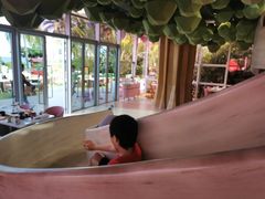 -水桶王国主题餐厅·聚会·生日派对·亲子活动·家庭套餐(亚龙湾希尔顿店)