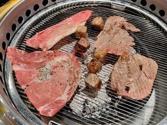 -何发发和牛烧肉·鳗鱼榴莲放题自助(乐峰广场店)