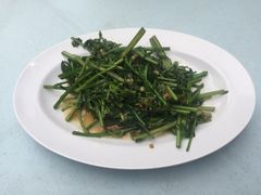 -明记烧鱼美味店